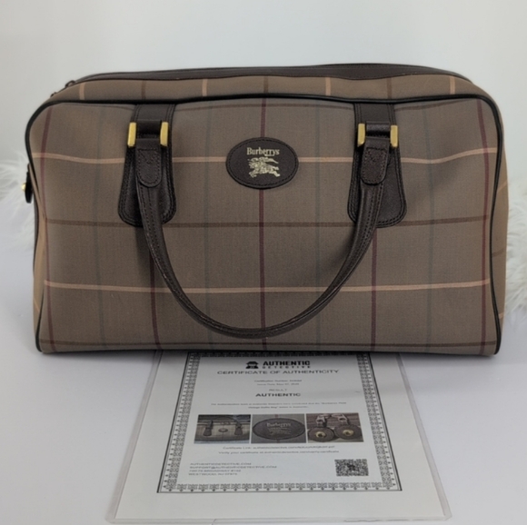 Burberry Dufflebag With COA Very Good Condition ! - Picture 1 of 16